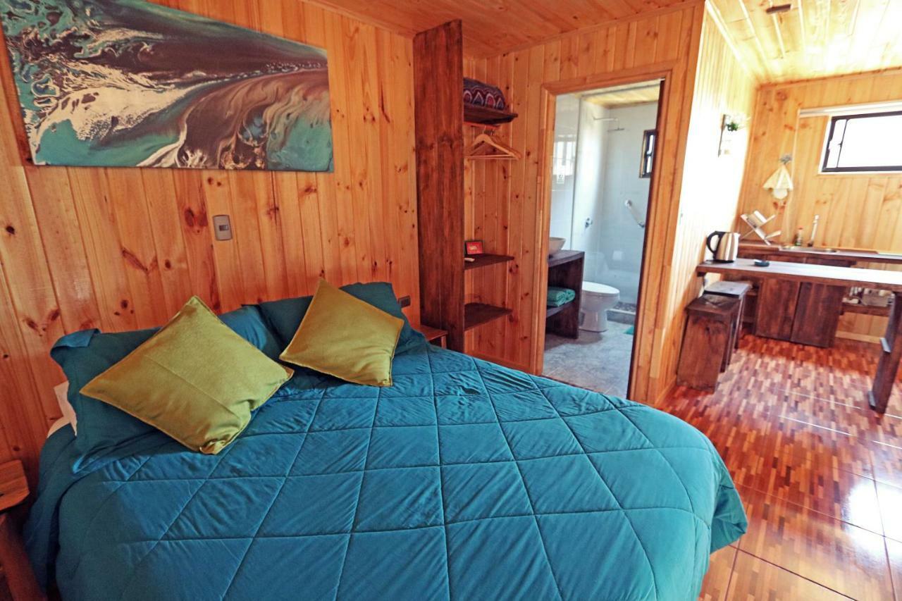 Eluney Pichilemu Luaran gambar